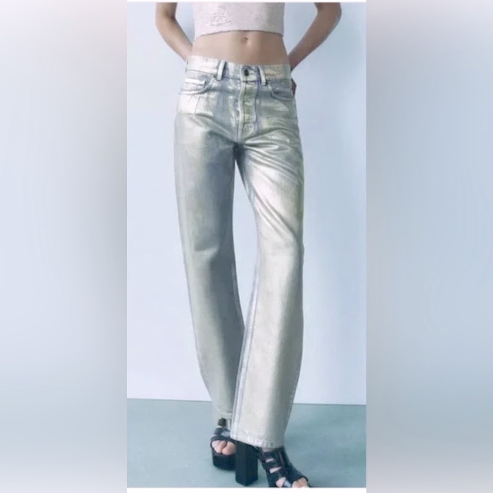 Zara Jeans relaxed metallic dust Mid Waist Foil ZW EUR 32 USA O MEX 22 NWT